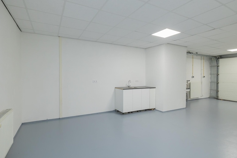 BedrijfsruimteaanMeer en Duin 24 B<br/> inLisse BedrijfsruimteaanMeer en Duin 24 B<br/> inLisse