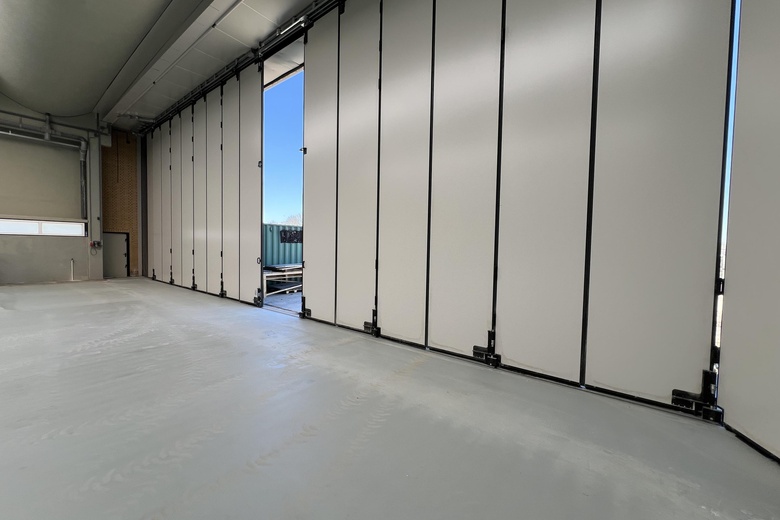 BedrijfsruimteaanLindtsedijk 14 C<br/> inZwijndrecht