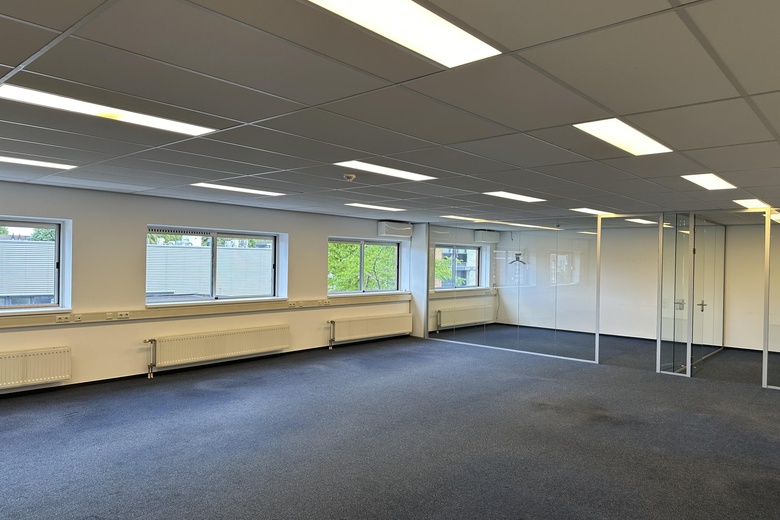 KantoorruimteaanHet Tasveld 26<br/> inHendrik-Ido-Ambacht KantoorruimteaanHet Tasveld 26<br/> inHendrik-Ido-Ambacht