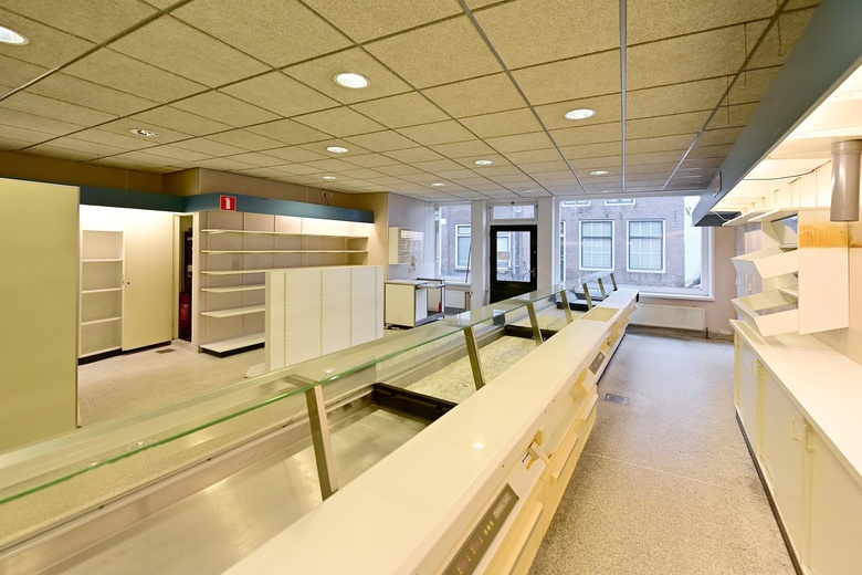 WinkelruimteaanSluisstraat 7<br/> inMuiden