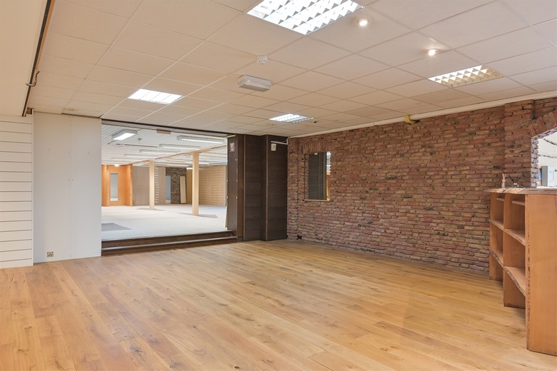 WinkelruimteaanMolenstraat 10<br/> inLimbricht WinkelruimteaanMolenstraat 10<br/> inLimbricht