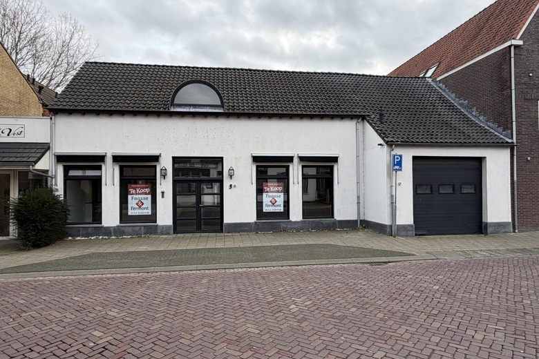 BedrijfsruimteaanStationsweg 5<br/> inHulst