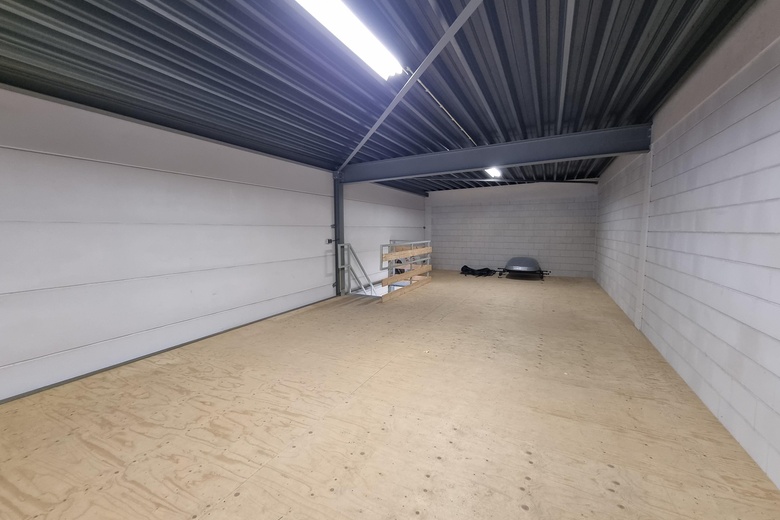BedrijfsruimteaanTransportstraat 38 a<br/> inGiessen BedrijfsruimteaanTransportstraat 38 a<br/> inGiessen
