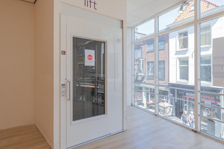 WinkelruimteaanHaarlemmerstraat 5 - 7<br/> inLeiden