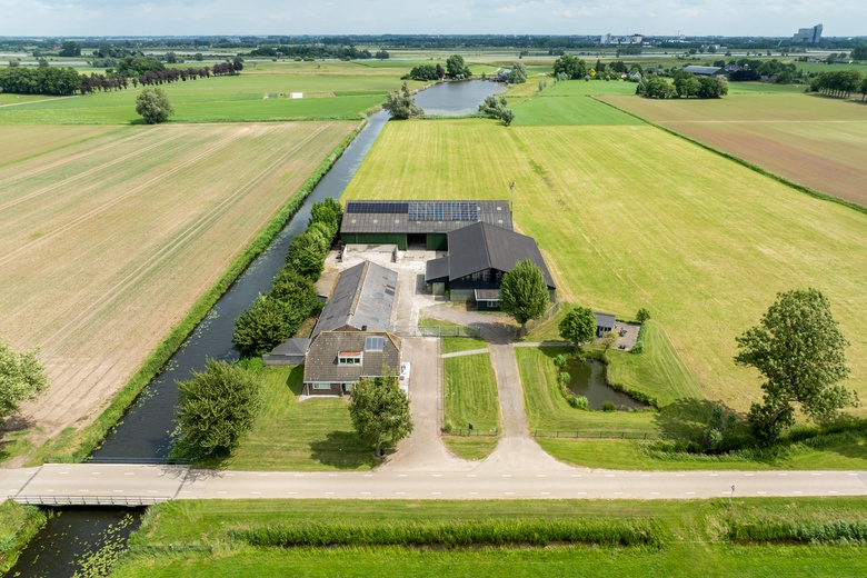 BedrijfsruimteaanOostersedijk 10<br/> inHattem