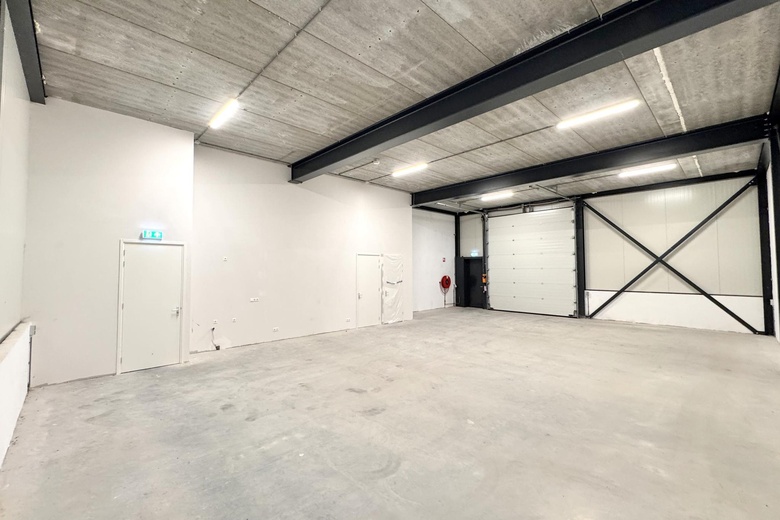 BedrijfsruimteaanSlijkwellsestraat 20 d 5<br/> inWell BedrijfsruimteaanSlijkwellsestraat 20 d 5<br/> inWell