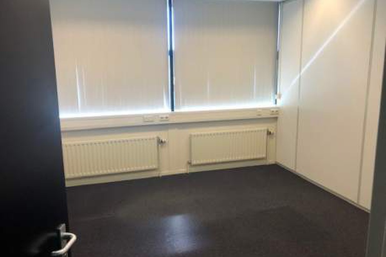 Kantoorruimteaande Molen 30-32 2e etage<br/> inHouten Kantoorruimteaande Molen 30-32 2e etage<br/> inHouten