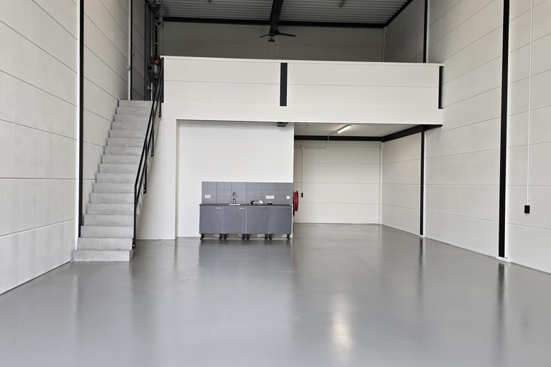 Bekijk foto 1 van Cargadoorweg 7 - 31