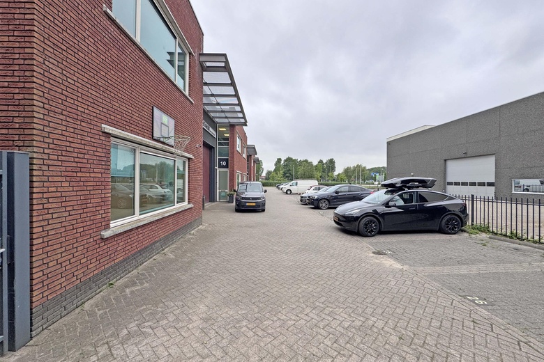 BedrijfsruimteaanAugustapolder 8<br/> inBarendrecht BedrijfsruimteaanAugustapolder 8<br/> inBarendrecht