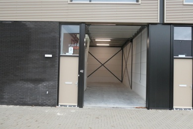 Bekijk foto 2 van John F. Kennedylaan 42