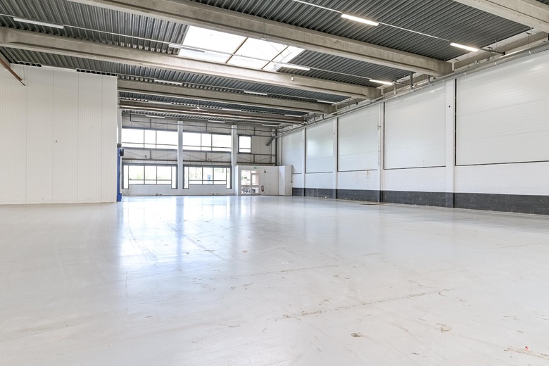 BedrijfsruimteaanHaarlemmerstraatweg 105<br/> inHalfweg