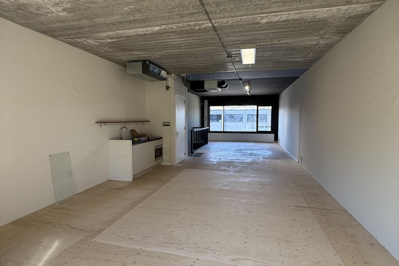 BedrijfsruimteaanIndustrieweg 71<br/> inDuivendrecht BedrijfsruimteaanIndustrieweg 71<br/> inDuivendrecht