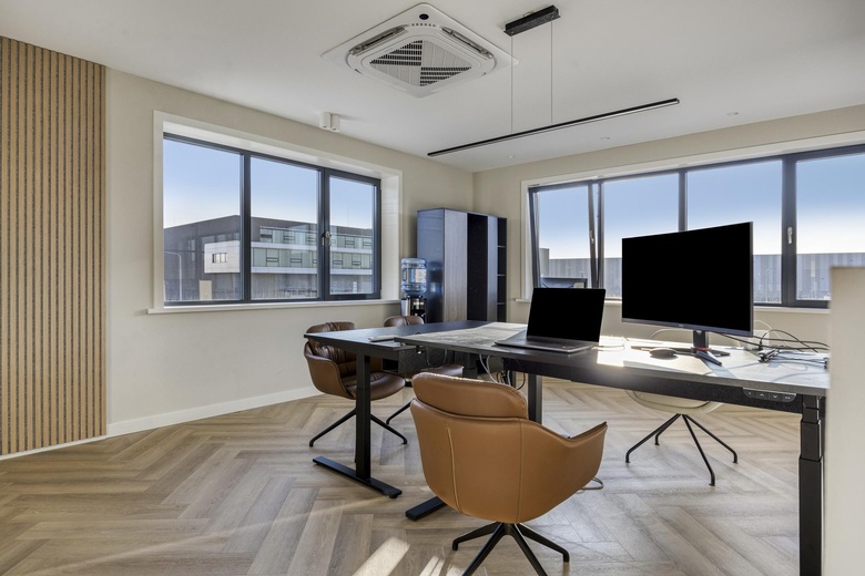 BedrijfsruimteaanMarconiweg 8 b<br/> inTholen