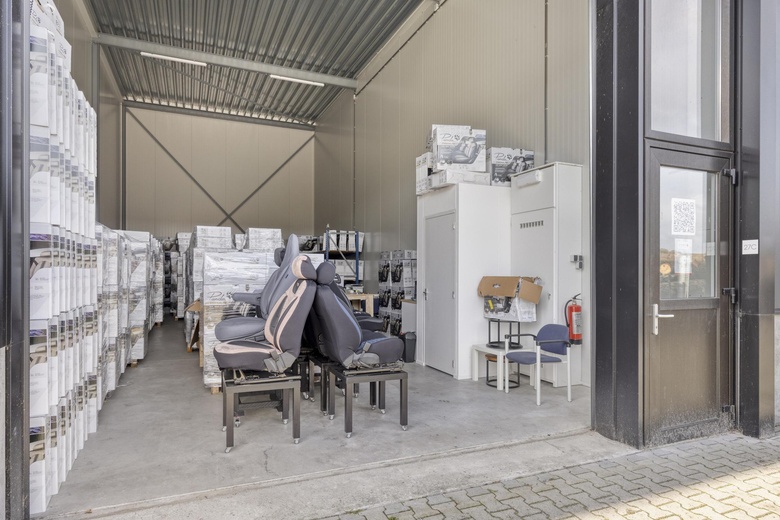 BedrijfsruimteaanHet Bassin 27 c<br/> inVriezenveen