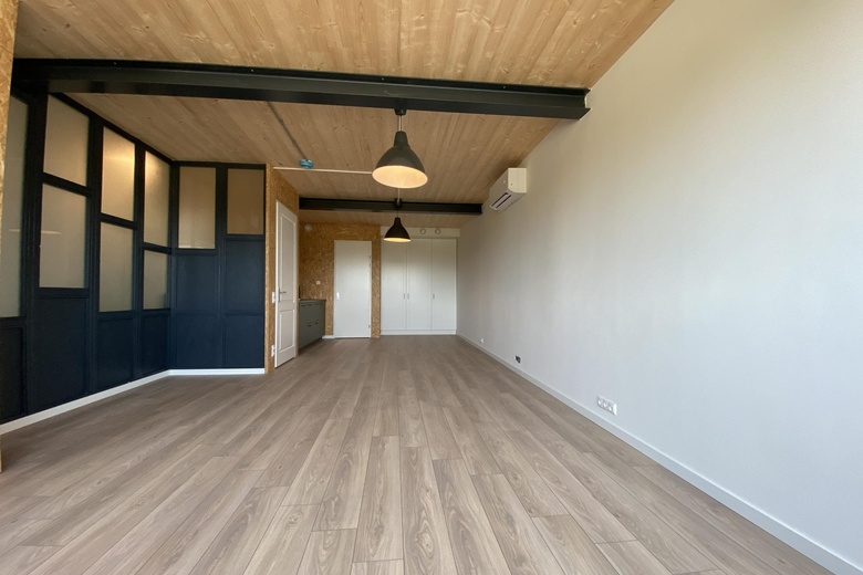 BedrijfsruimteaanEnergiestraat 2 13<br/> inHattem BedrijfsruimteaanEnergiestraat 2 13<br/> inHattem