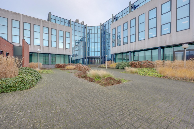 BedrijfsruimteaanVersterkerstraat 4<br/> inAlmere
