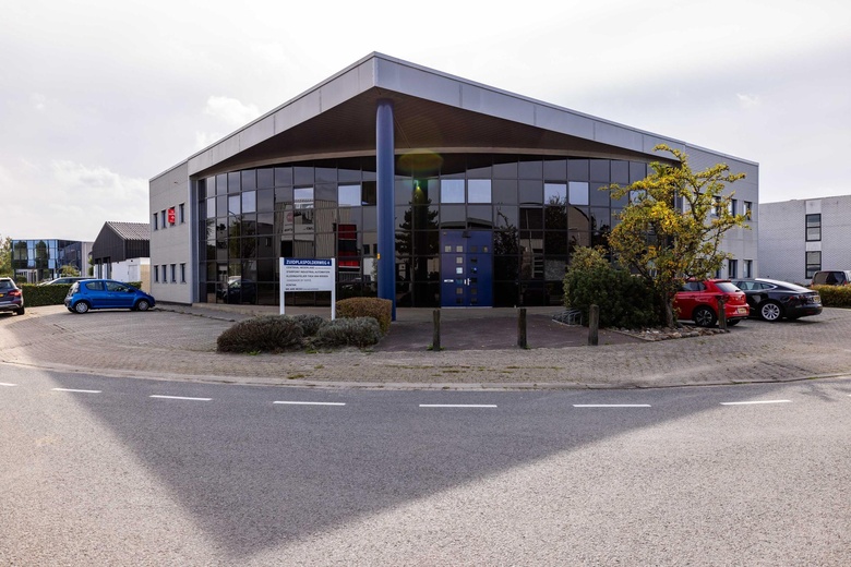 KantoorruimteaanZuidplaspolderweg 4<br/> inMoordrecht KantoorruimteaanZuidplaspolderweg 4<br/> inMoordrecht