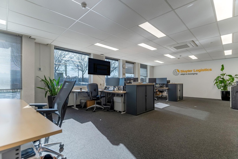 BedrijfsruimteaanJules Verneweg 76<br/> inTilburg