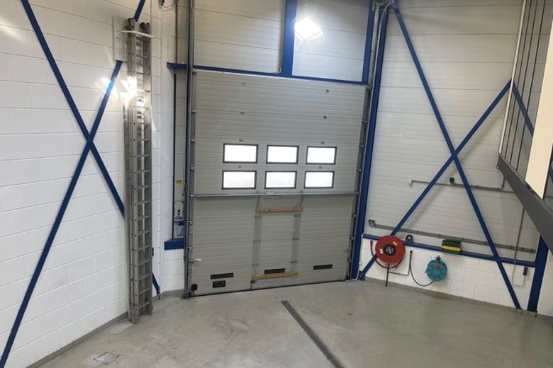 BedrijfsruimteaanHarregatplein 7 c<br/> inZuidland BedrijfsruimteaanHarregatplein 7 c<br/> inZuidland