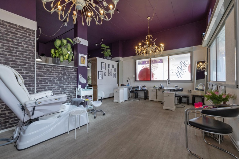 WinkelruimteaanJan Tooropstraat 13<br/> inWeesp WinkelruimteaanJan Tooropstraat 13<br/> inWeesp
