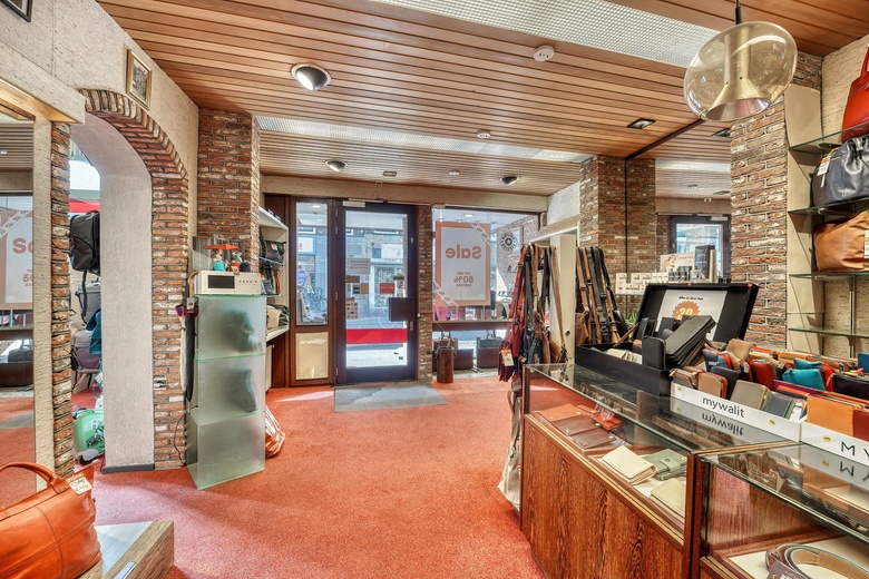 WinkelruimteaanBreestraat 118 - 120<br/> inLeiden