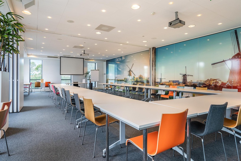 KantoorruimteaanFlemingweg 8<br/> inAlphen aan den Rijn