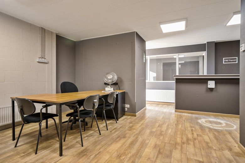 BedrijfsruimteaanRijnstraat 18 A<br/> inOss BedrijfsruimteaanRijnstraat 18 A<br/> inOss