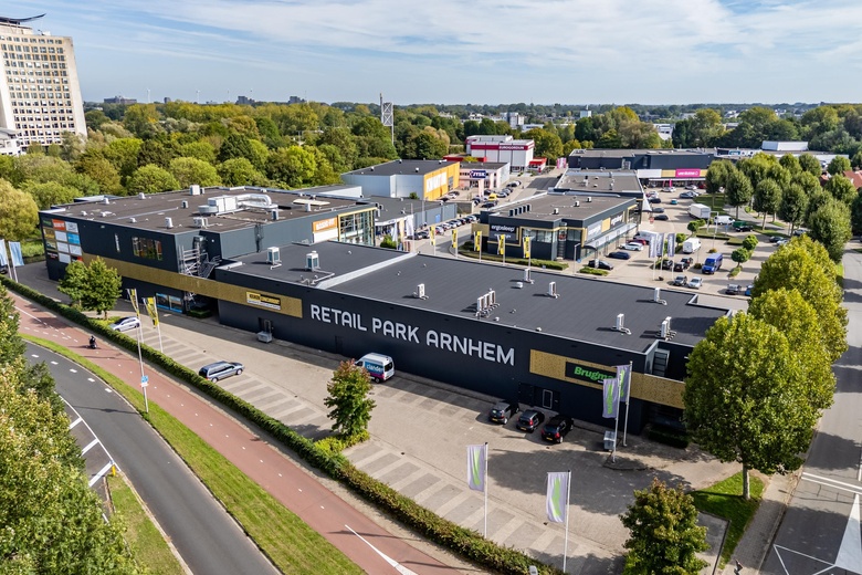 WinkelruimteaanVenlosingel 21<br/> inArnhem WinkelruimteaanVenlosingel 21<br/> inArnhem