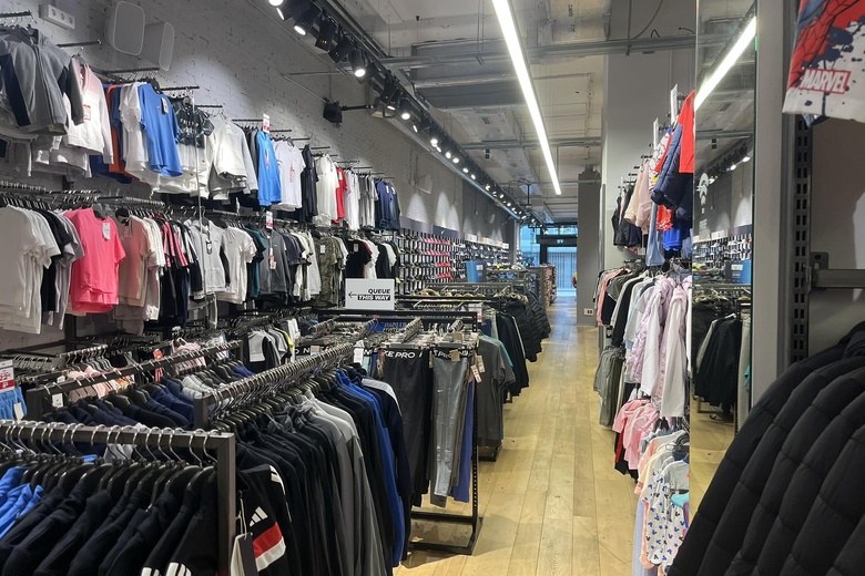 WinkelruimteaanHeuvelstraat 56<br/> inTilburg