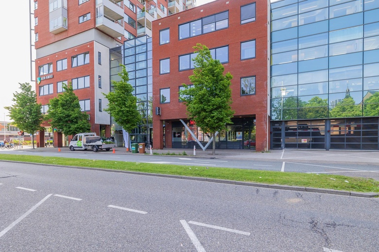 HorecaaanBargelaan 4<br/> inLeiden HorecaaanBargelaan 4<br/> inLeiden