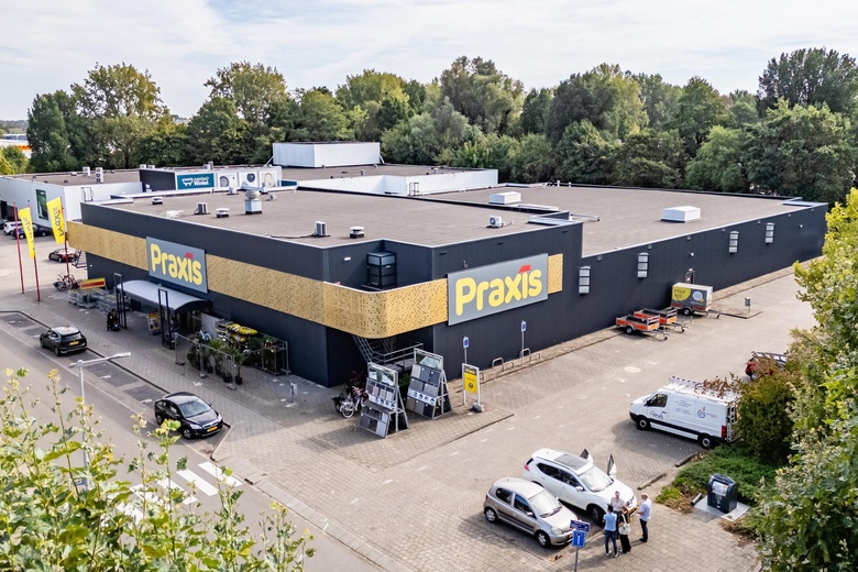 WinkelruimteaanVenlosingel 21<br/> inArnhem WinkelruimteaanVenlosingel 21<br/> inArnhem