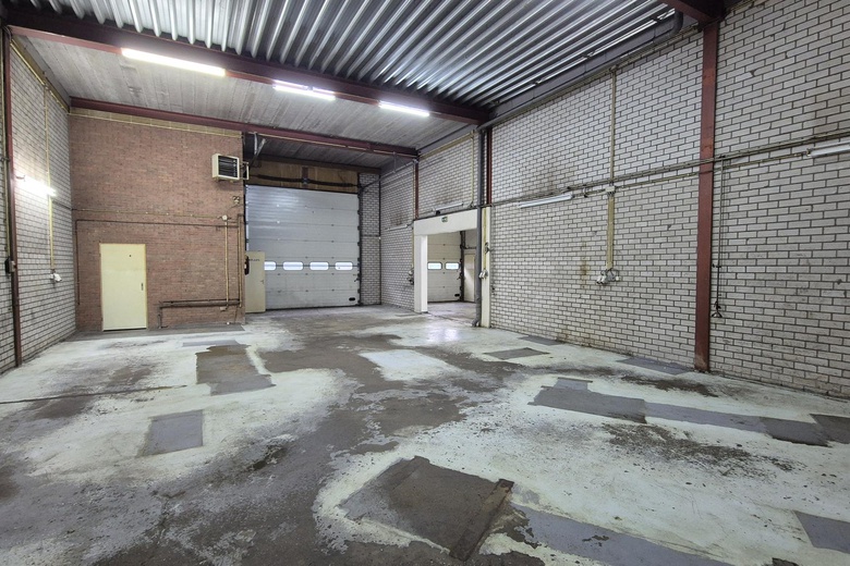 BedrijfsruimteaanZilverenberg-Guldengaarde 0 ong<br/> inDen Bosch BedrijfsruimteaanZilverenberg-Guldengaarde 0 ong<br/> inDen Bosch