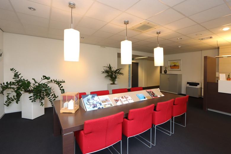 KantoorruimteaanRadioweg 2 - 6<br/> inAlmere KantoorruimteaanRadioweg 2 - 6<br/> inAlmere