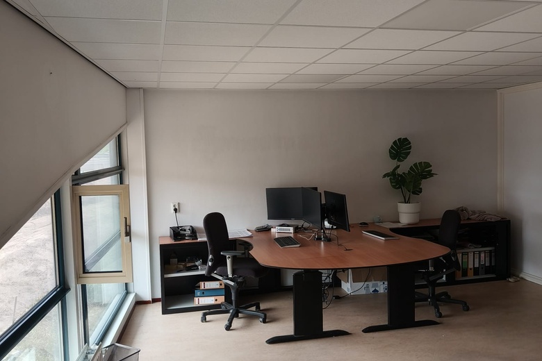 KantoorruimteaanPilotenstraat 48<br/> inAmsterdam KantoorruimteaanPilotenstraat 48<br/> inAmsterdam
