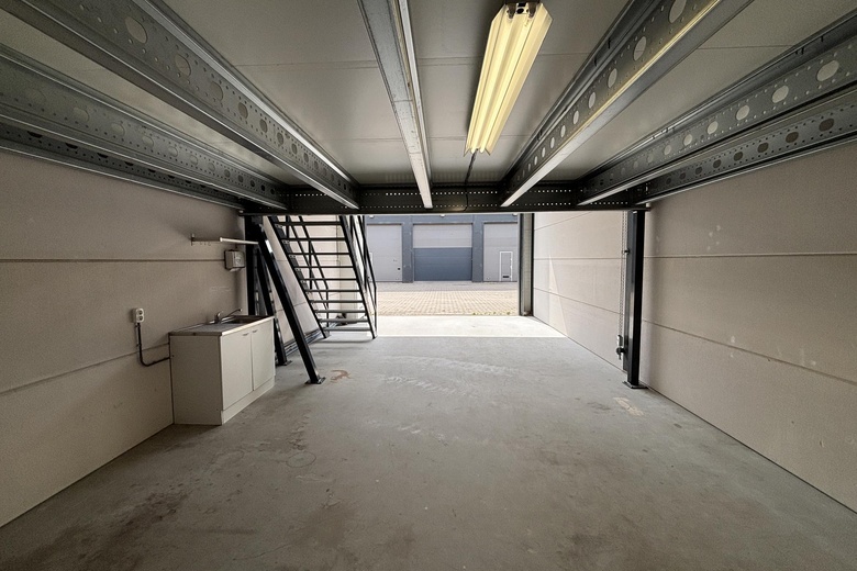 BedrijfsruimteaanAalsmeerderweg 47 B 01F<br/> inAalsmeer BedrijfsruimteaanAalsmeerderweg 47 B 01F<br/> inAalsmeer
