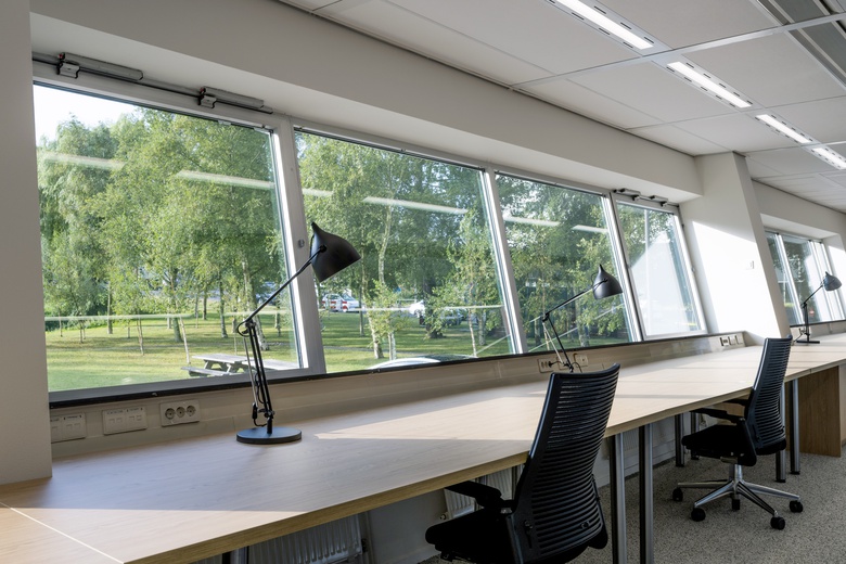 KantoorruimteaanStationsplein-ZW 983<br/> inSchiphol