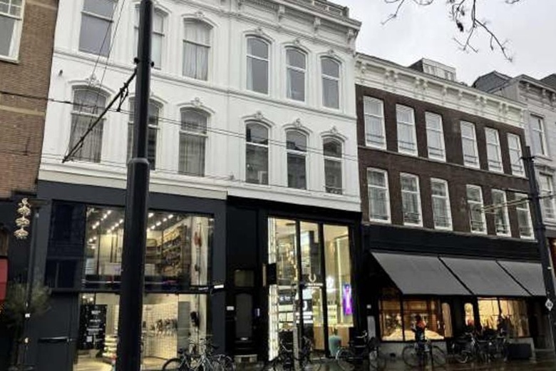 WinkelruimteaanVan Oldenbarneveltstraat 135 A<br/> inRotterdam WinkelruimteaanVan Oldenbarneveltstraat 135 A<br/> inRotterdam