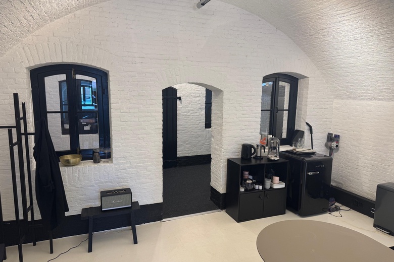 KantoorruimteaanAdriaan Dortsmanplein 3 - 15<br/> inNaarden