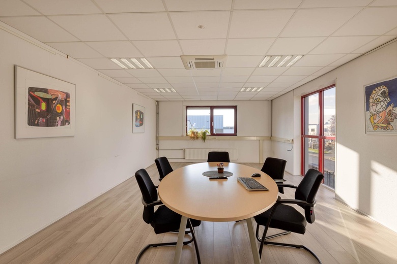 KantoorruimteaanMarconiweg 13 - 15<br/> inZeewolde KantoorruimteaanMarconiweg 13 - 15<br/> inZeewolde