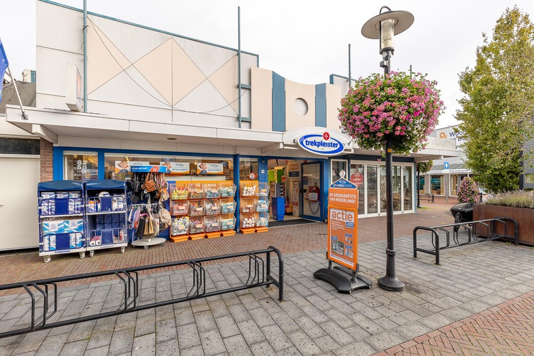 WinkelruimteaanKanaalstraat 75<br/> inLisse WinkelruimteaanKanaalstraat 75<br/> inLisse