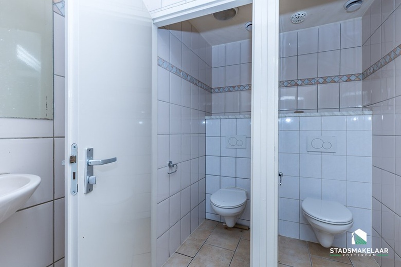 KantoorruimteaanNieuw-Mathenesserstraat 32 B<br/> inSchiedam KantoorruimteaanNieuw-Mathenesserstraat 32 B<br/> inSchiedam
