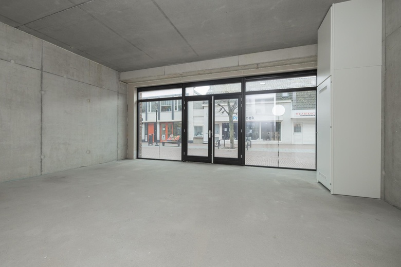 WinkelruimteaanKanaalstraat 3<br/> inLisse WinkelruimteaanKanaalstraat 3<br/> inLisse