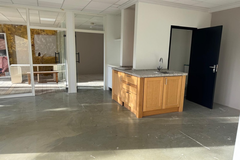 BedrijfsruimteaanHolterweg 11<br/> inHeeten