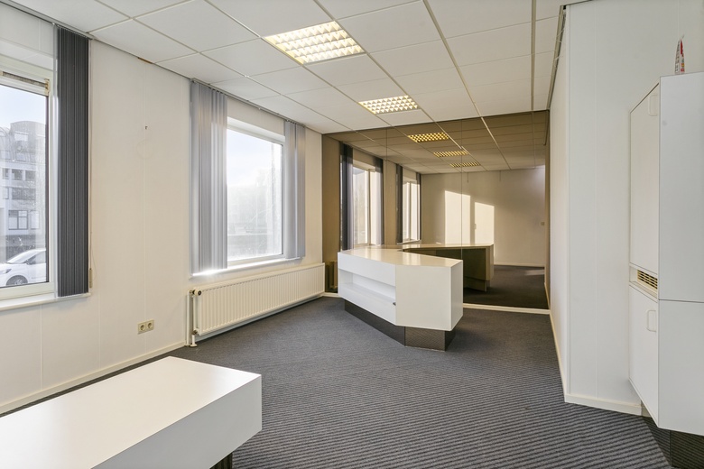 BedrijfsruimteaanJ. van den Boschkade 4<br/> inMeppel BedrijfsruimteaanJ. van den Boschkade 4<br/> inMeppel
