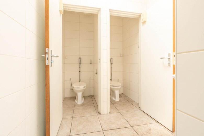BedrijfsruimteaanVan Beethovenlaan 6<br/> inRoosendaal BedrijfsruimteaanVan Beethovenlaan 6<br/> inRoosendaal