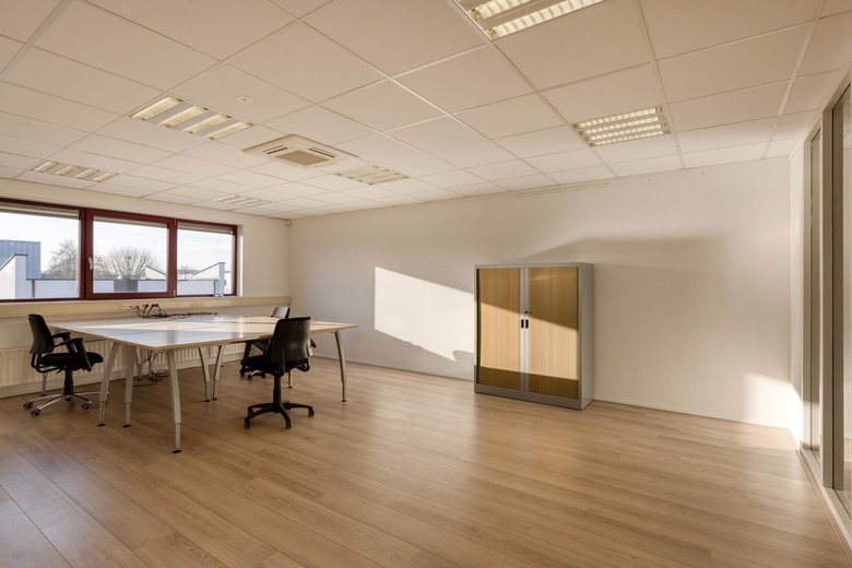 KantoorruimteaanMarconiweg 13 - 15<br/> inZeewolde KantoorruimteaanMarconiweg 13 - 15<br/> inZeewolde