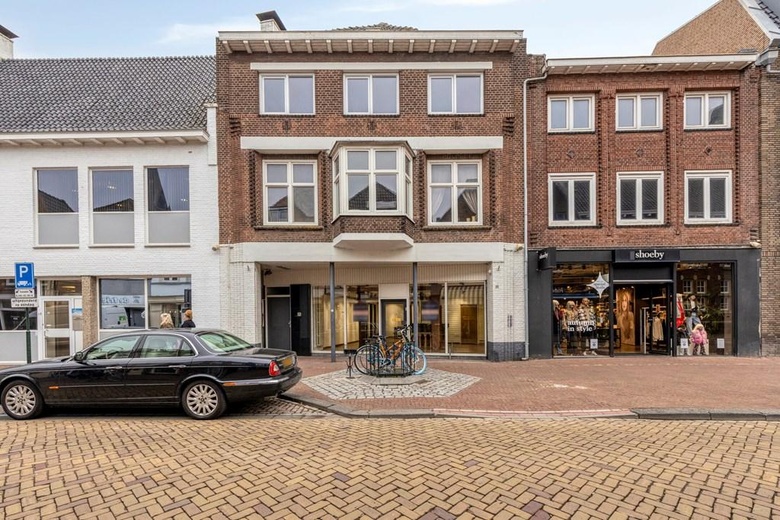 Bekijk foto 1 van Kaaistraat 44 Bekijk foto 1 van Kaaistraat 44
