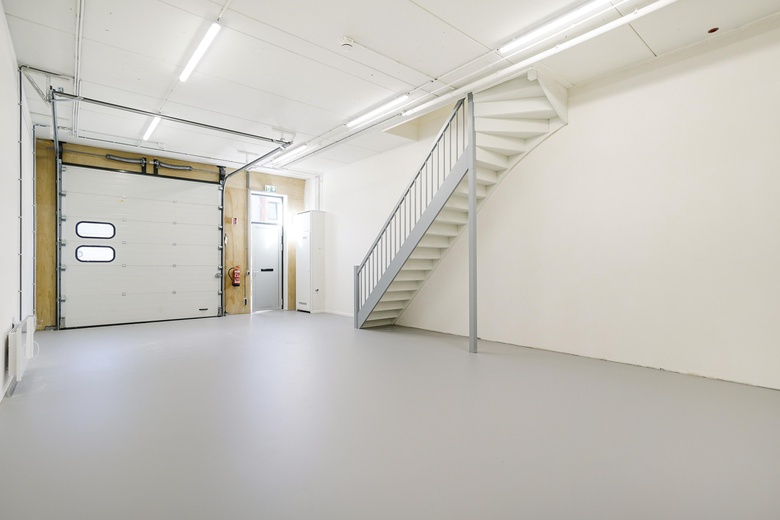 BedrijfsruimteaanJ. Keplerweg 8 E<br/> inAlphen aan den Rijn