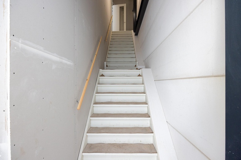 BedrijfsruimteaanKabelweg 45<br/> inRoelofarendsveen BedrijfsruimteaanKabelweg 45<br/> inRoelofarendsveen