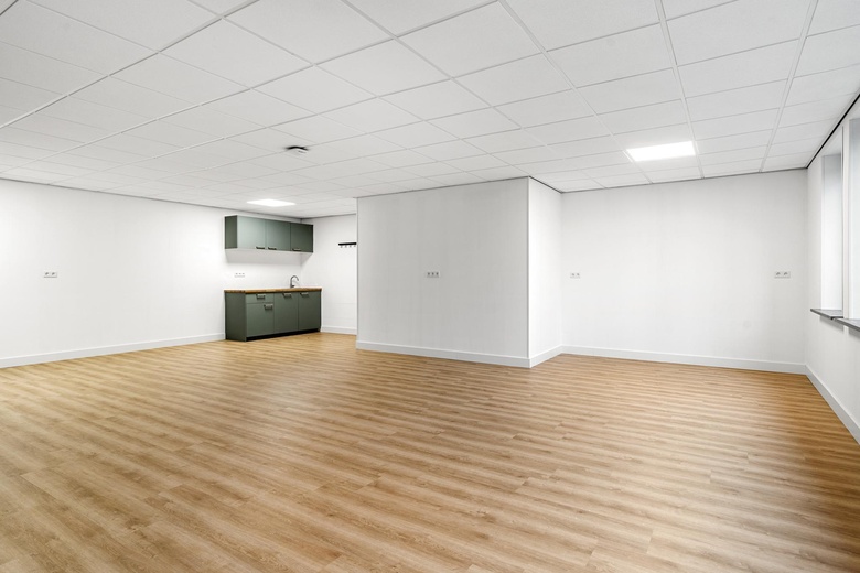 BedrijfsruimteaanBetsy van Goorstraat 76<br/> inWageningen BedrijfsruimteaanBetsy van Goorstraat 76<br/> inWageningen